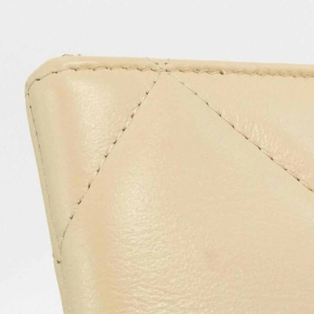 CHANEL Cream Pouch - Picture 7 of 8